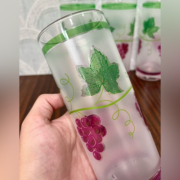 Set of (4) VTG 50’s-60’s Libbey Frosted “Grapevine” Glasses 🍇 - Picture 5 of 6
